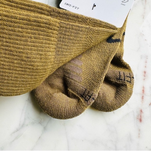 Nike Outdoor Dri-Fit Wool Blend Cushioned Crew Socks Boot socks - Picture 2 of 4